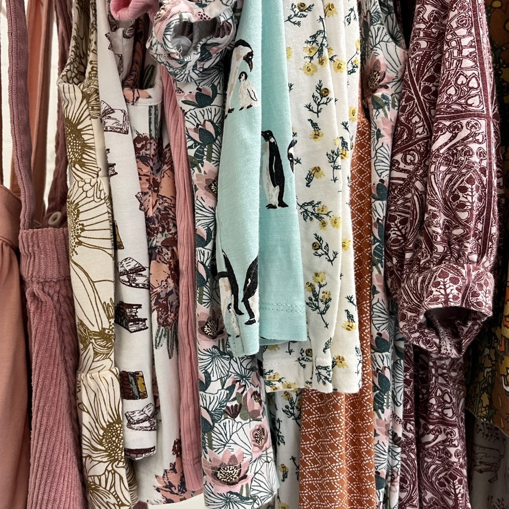 Kate Quinn 2T Bundle EUC